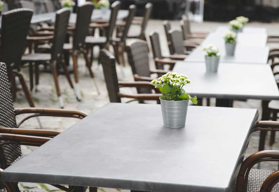 Ladrón entró a robar a un local en Medellín y esto paso