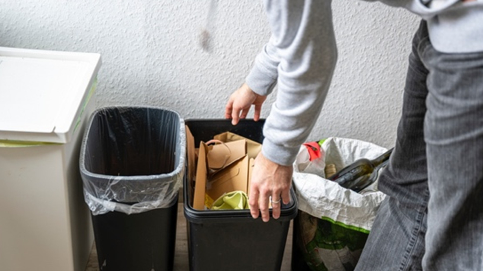 Nuevo marco tarifario de aseo busca impulsar el reciclaje y la economía circular en Colombia