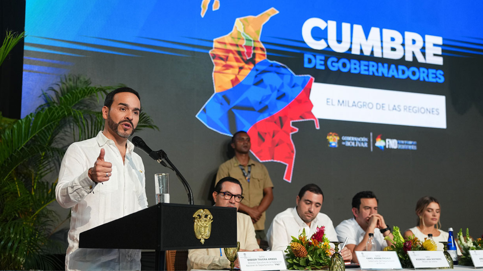 Gobierno anuncia cambios para dar más autonomía a las regiones