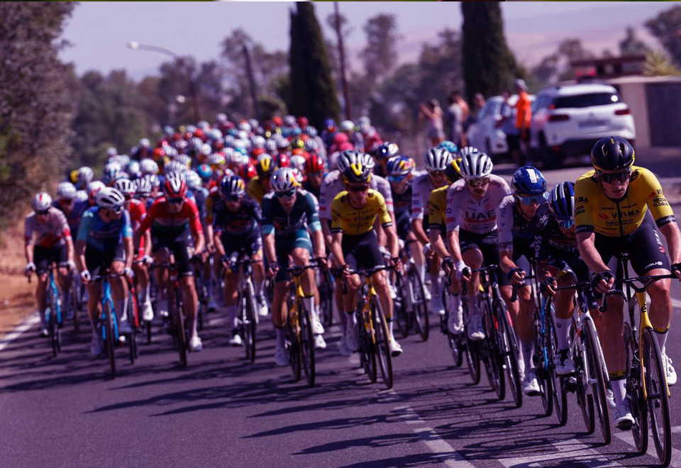 [Audio] En la vuelta a España Wout Van Aert sigue liderando