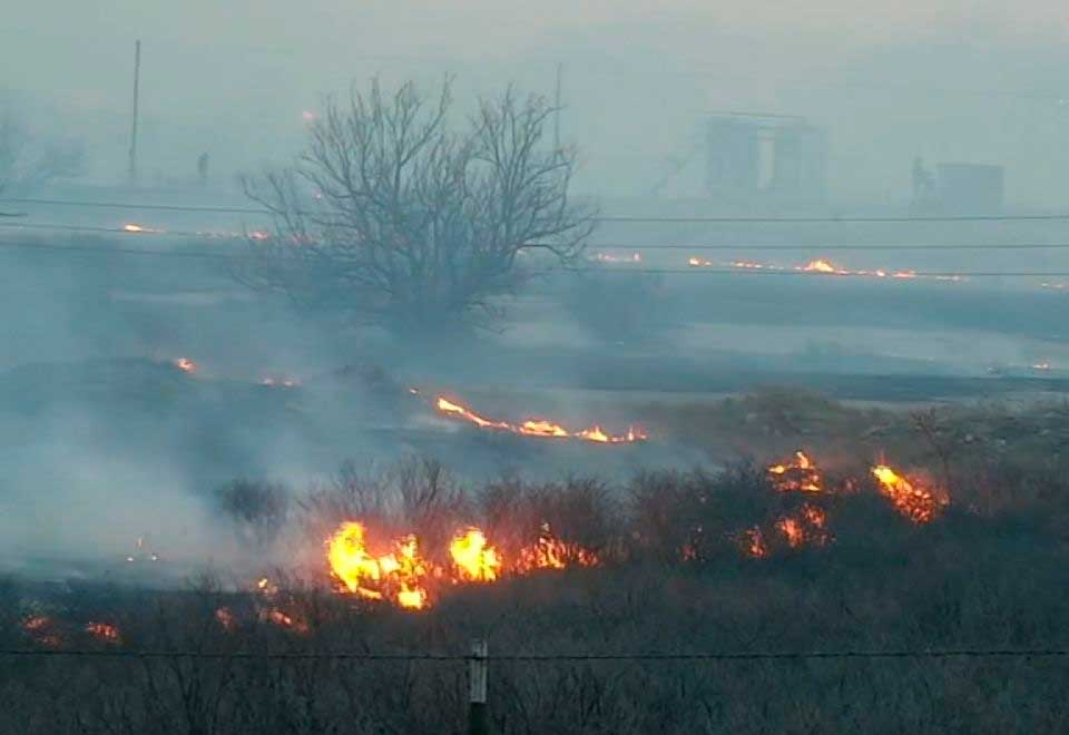 [Video] Terrible incendió se desató en Texas
