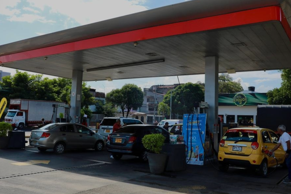 El Ministerio de Minas quitó el subsidio al diésel a carros particulares y oficiales