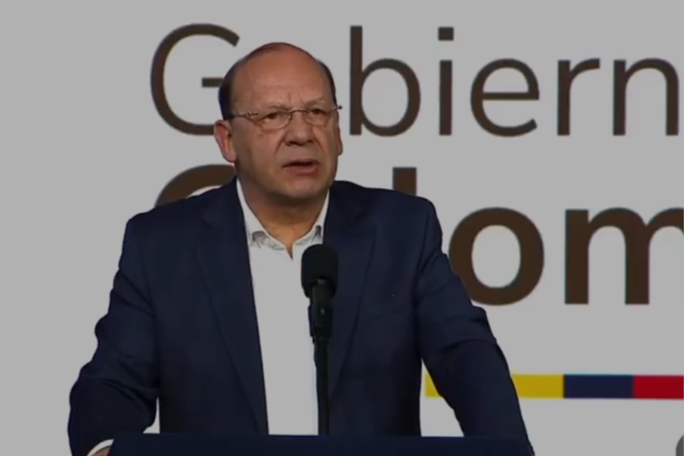 Gobierno anuncia nuevos impuestos durante la emergencia económica