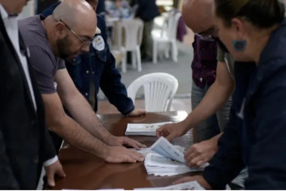 Escrutinio municipal termina con cambios mínimos en la votación presidencial