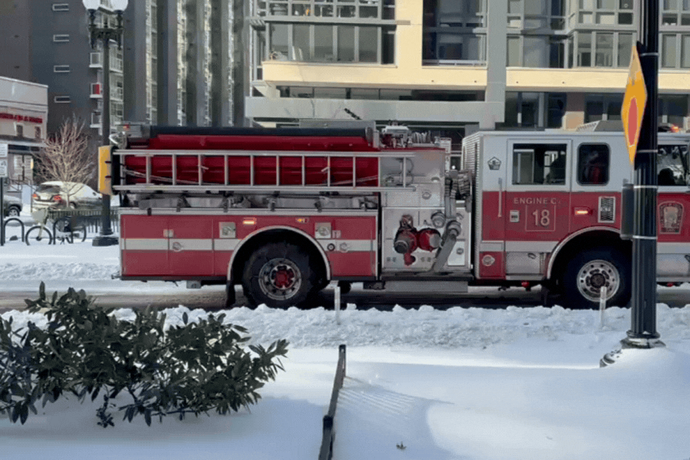 Tormenta invernal colapsa a Estados Unidos