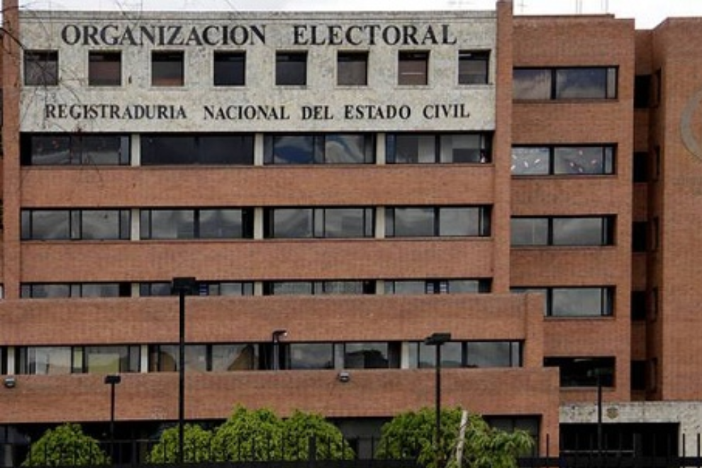 Registraduría remite a Fiscalía irregularidades en firmas de comités presidenciales