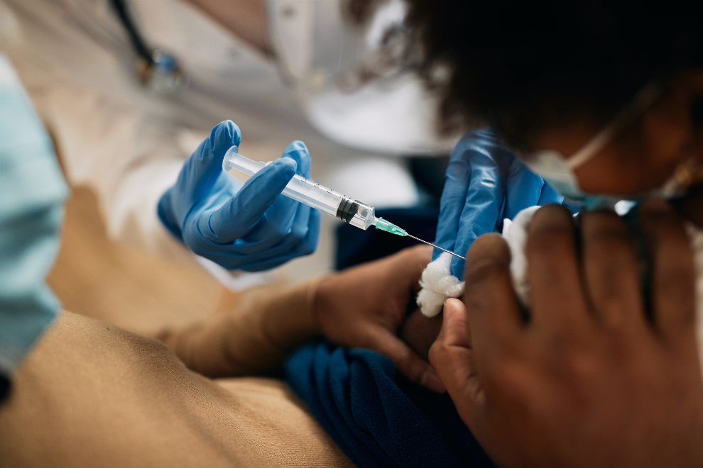 INS activa protocolo de verificación ante caso sospechoso de sarampión importado