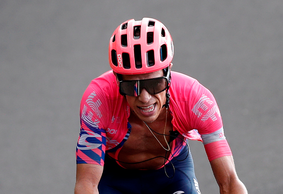 Una fanática de Rigo le gritó y luego le dio la bendición