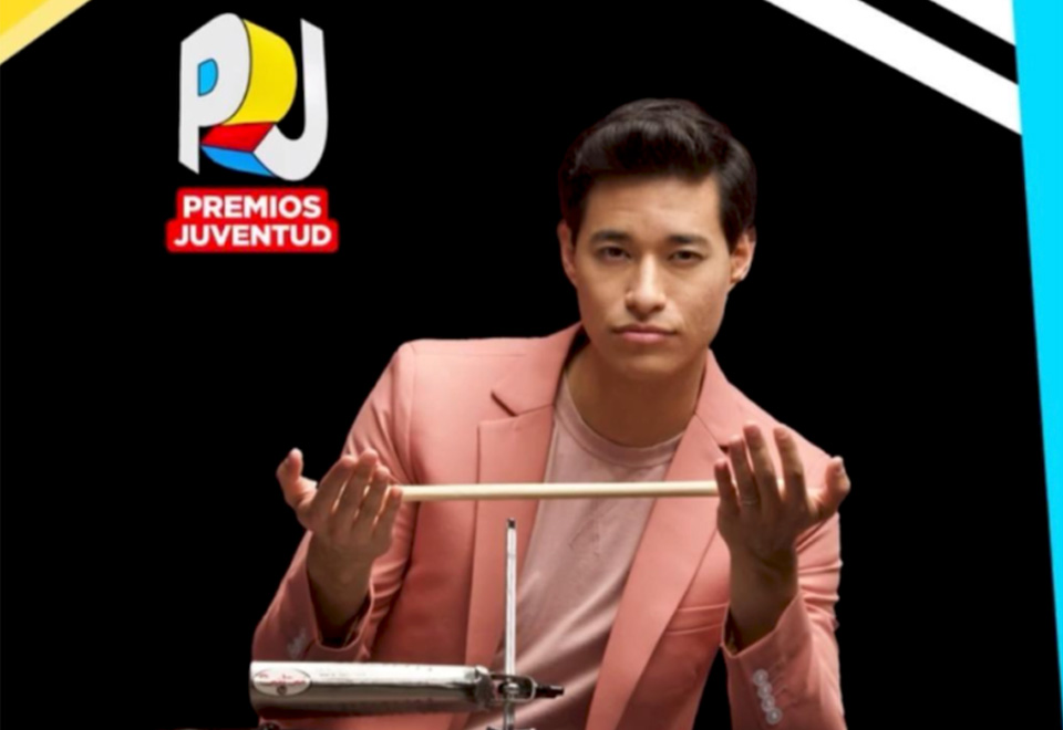 Tony Succar en los Premios Juventud 2024