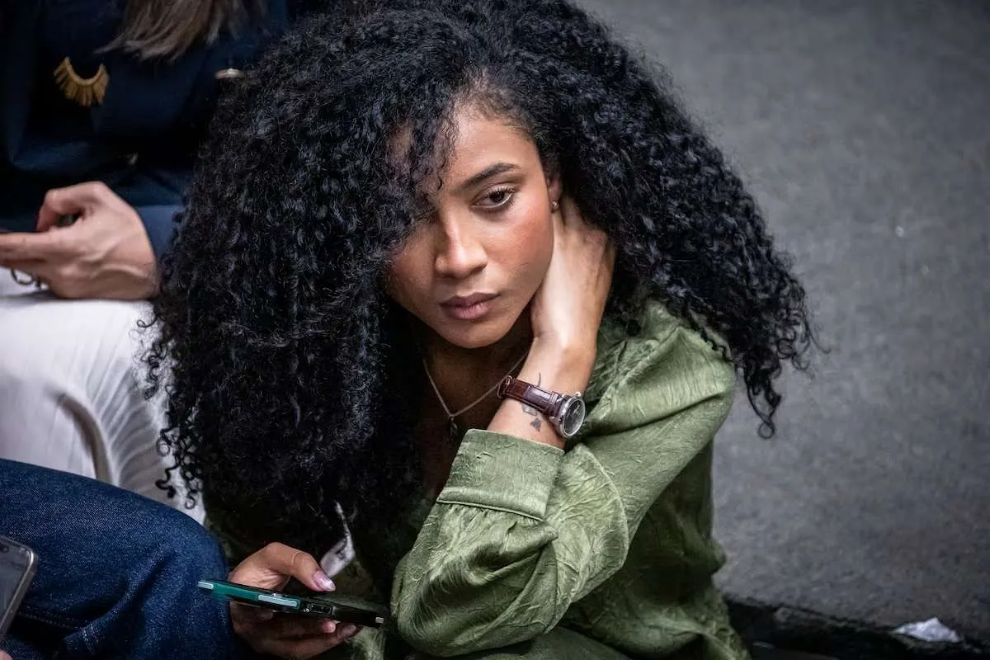 Imputan a exfuncionaria por presuntos títulos falsos y abren puerta a más implicados