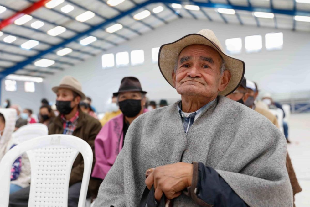 Senado aprueba ley para fortalecer atención a adultos mayores