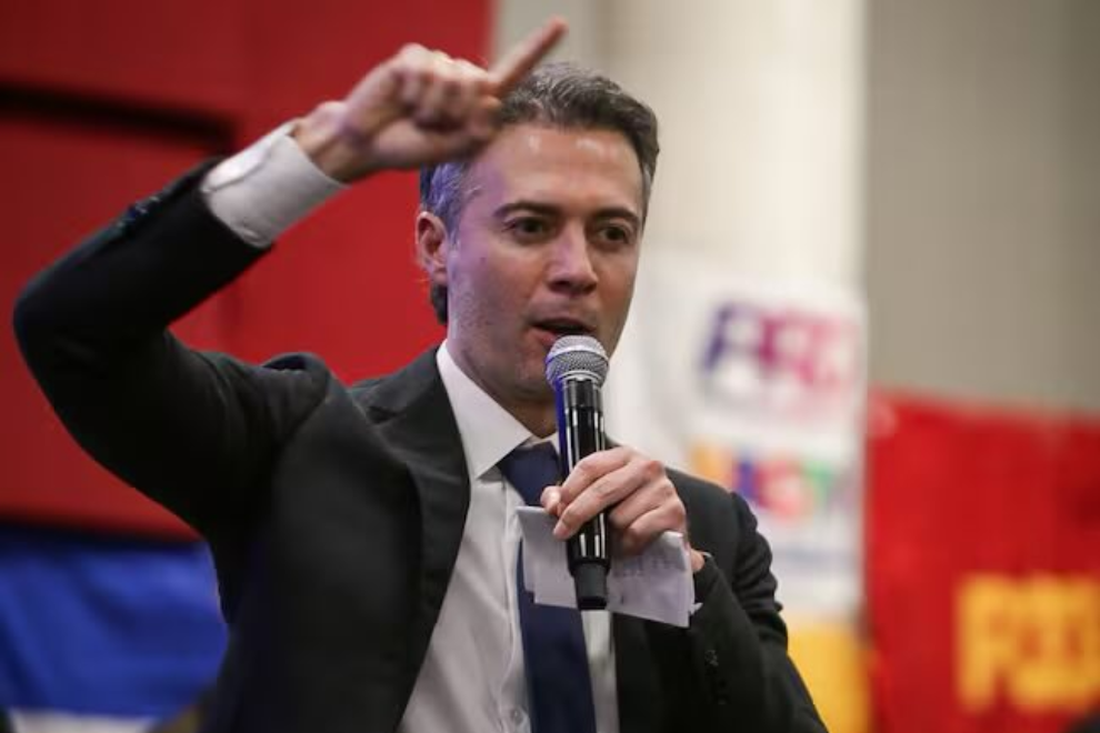 Gobierno nombra a Daniel Quintero como superintendente de Salud en medio de polémica