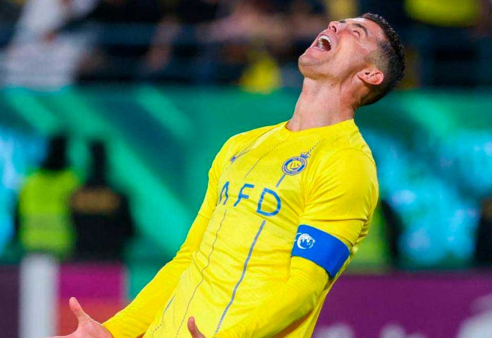 [Video] Cristiano Ronaldo erro el gol más fácil de su carrera