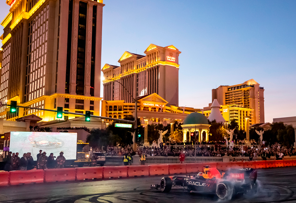 [Fotos] El F1 de Red Bull en las calles de Las Vegas