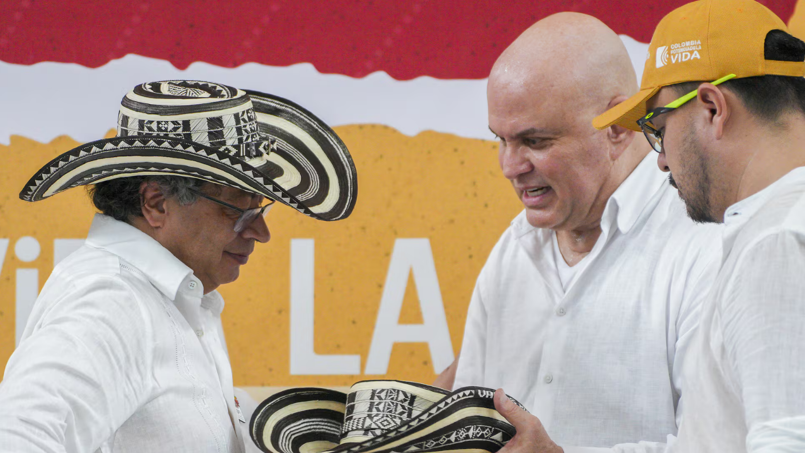 Escándalo por el 'Pacto de Valledupar'.