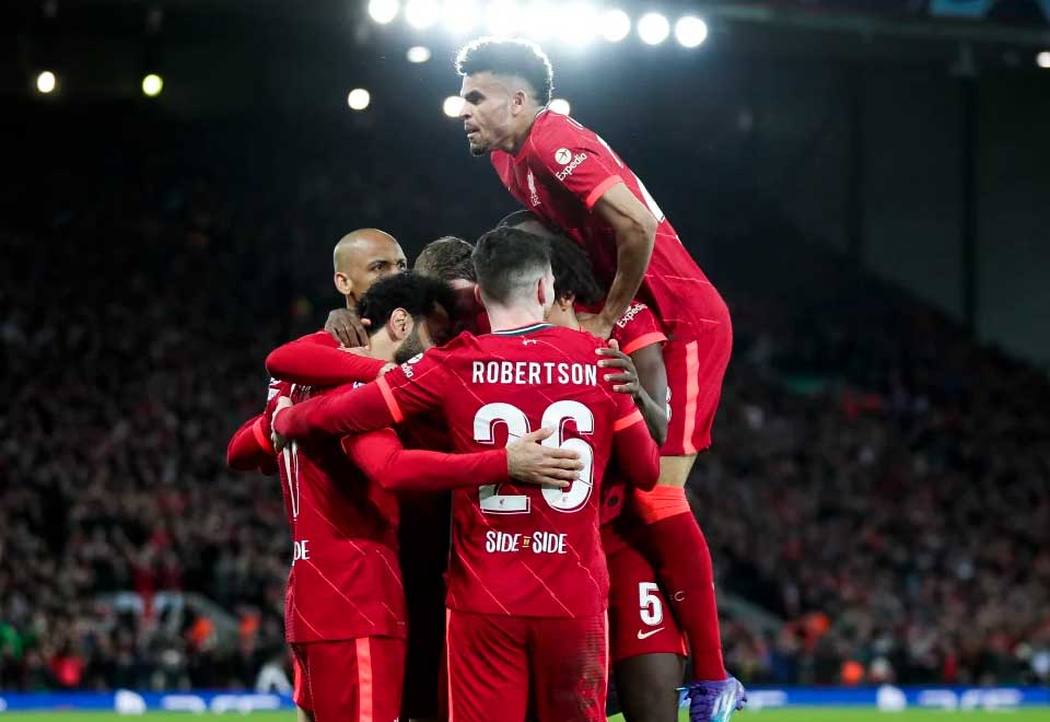 [Video] Jugadores del Liverpool jugando básquetbol