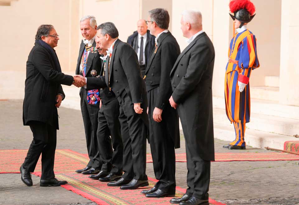 [Fotos] Así fue la reunión del Papa Francisco con Gustavo Petro