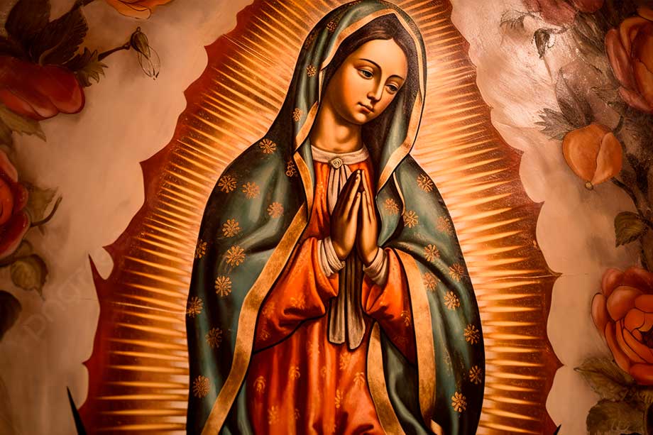 [Video] Pastor rompe imagen de la Virgen de Guadalupe