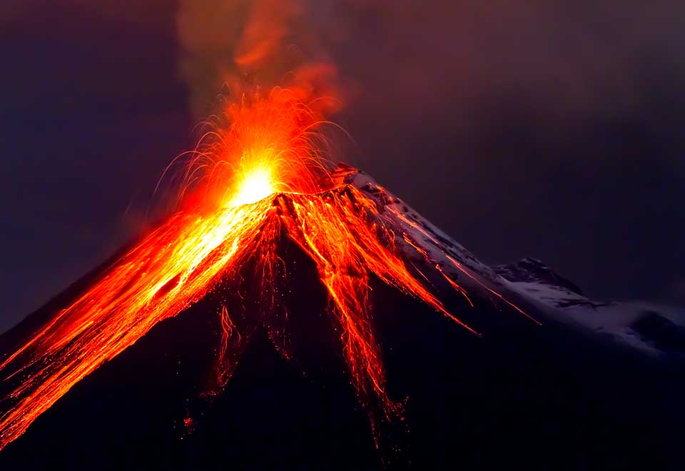 [Video] ¡Increíbles! Rayos volcánicos en Filipinas